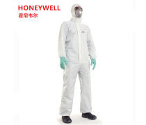 消防器材与防护服 守护消防员生命安全的双盾